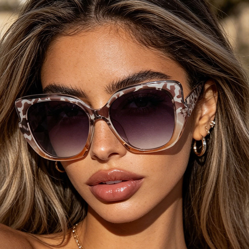 1Pc Niche Trendy Brand Pink Le - Streetwear Brand Cat recension och pris